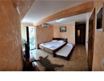 Villa M, Studio pogled na more 2- 35m2, logement privé à Dobre Vode, Monténégro